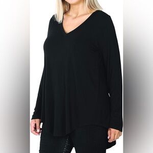 Zenana Outfitters Black V-Neck Long Sleeve Top